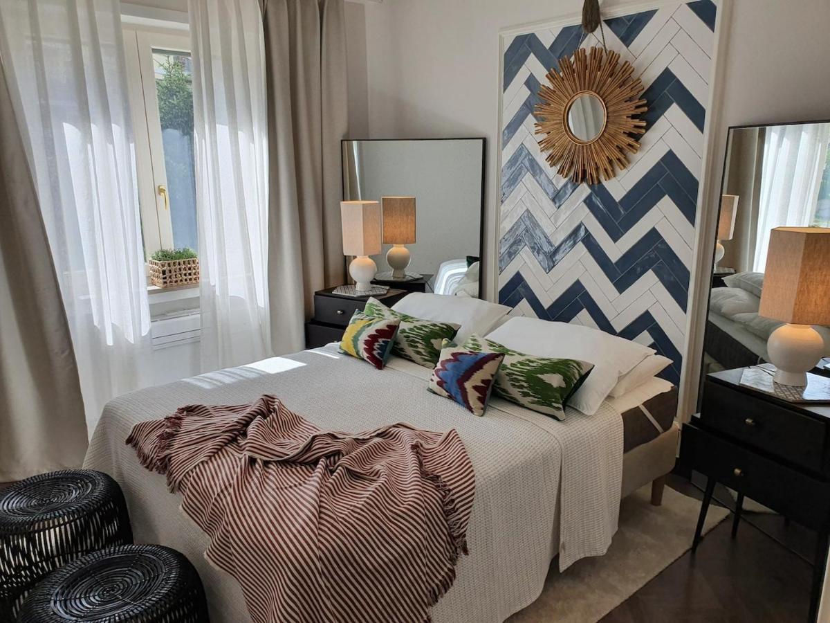 The Mirror Guesthouse - Terme Merano Luaran gambar